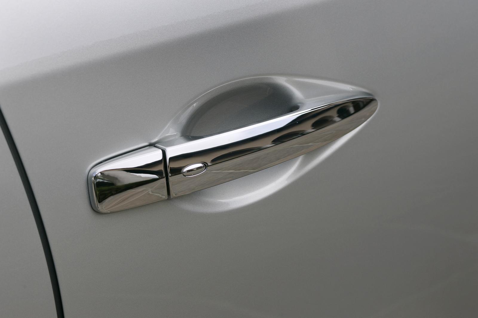 Holden Barina Outer Door handle